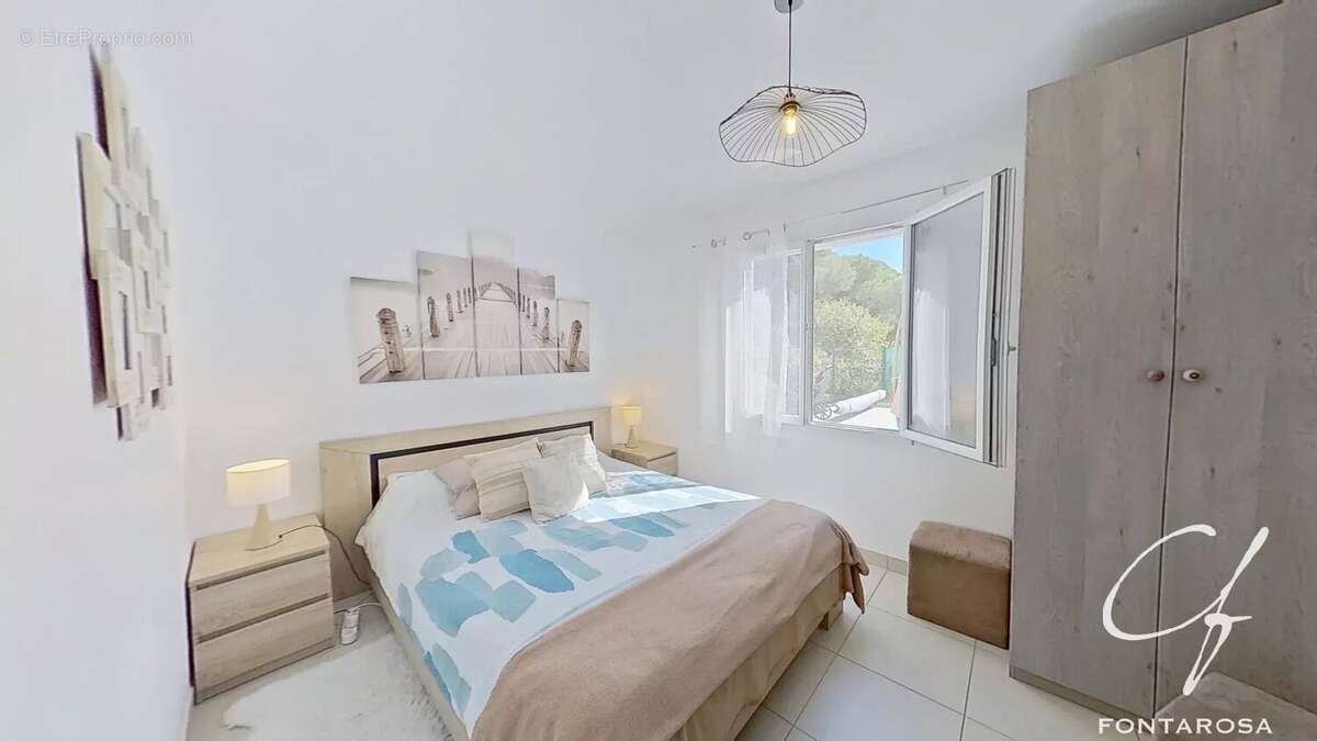 Maison à PUGET-SUR-ARGENS