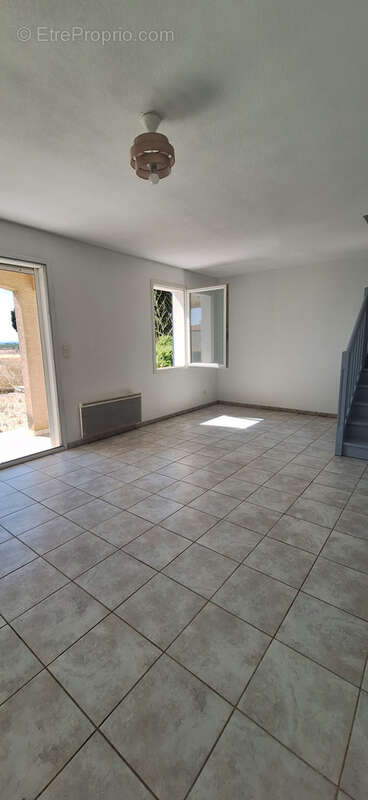 Maison de type 4 sur la commune de  Lézignan corbières parfaite pour une famille 165 000€ - photo 6