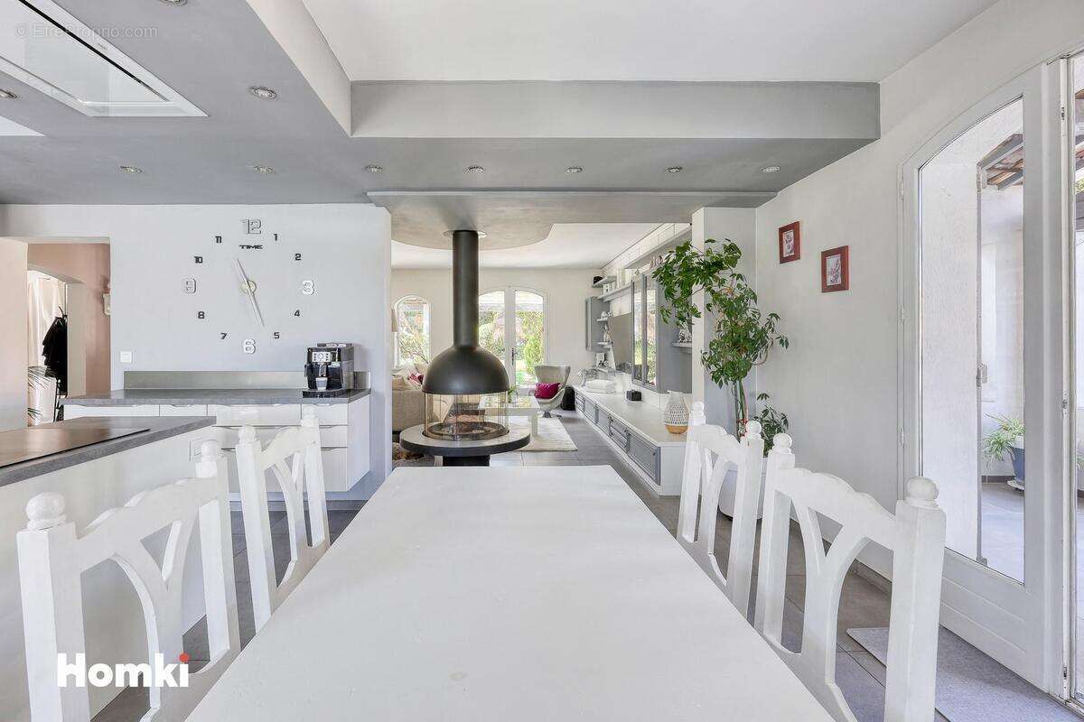 Maison à SOLLIES-VILLE