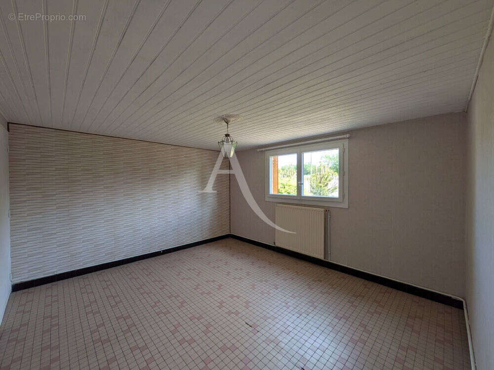 Maison à ONZAIN