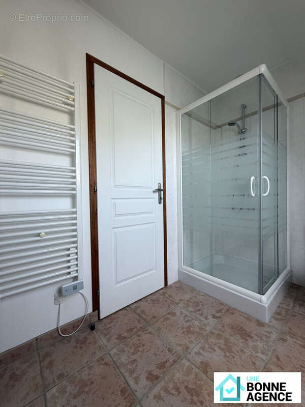 Maison 130 m² à Orleans  - photo 8