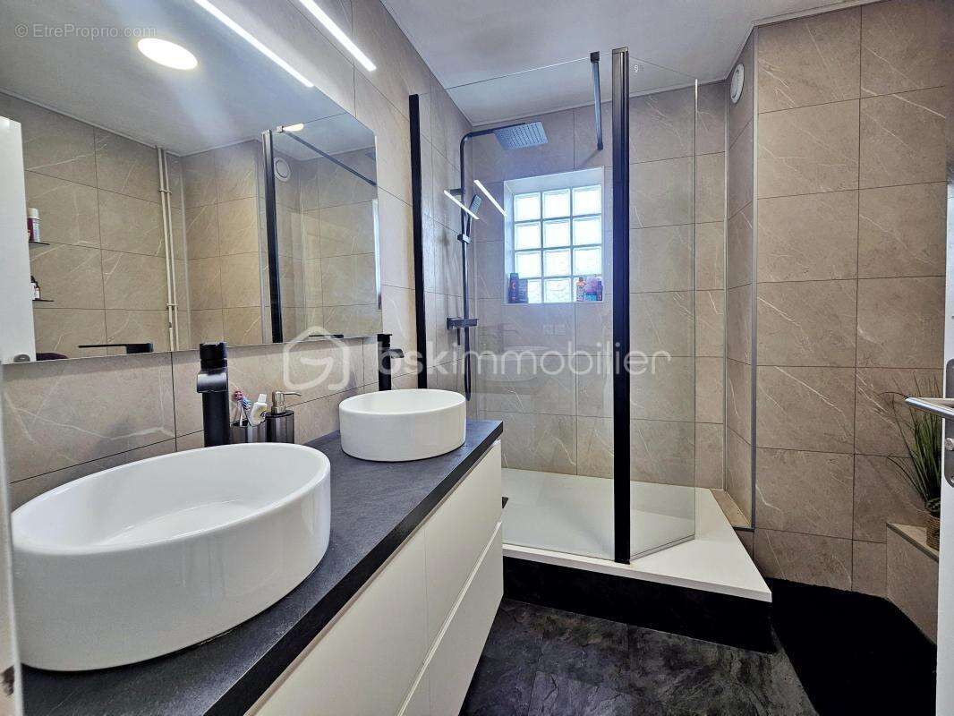 Appartement à CLAYE-SOUILLY
