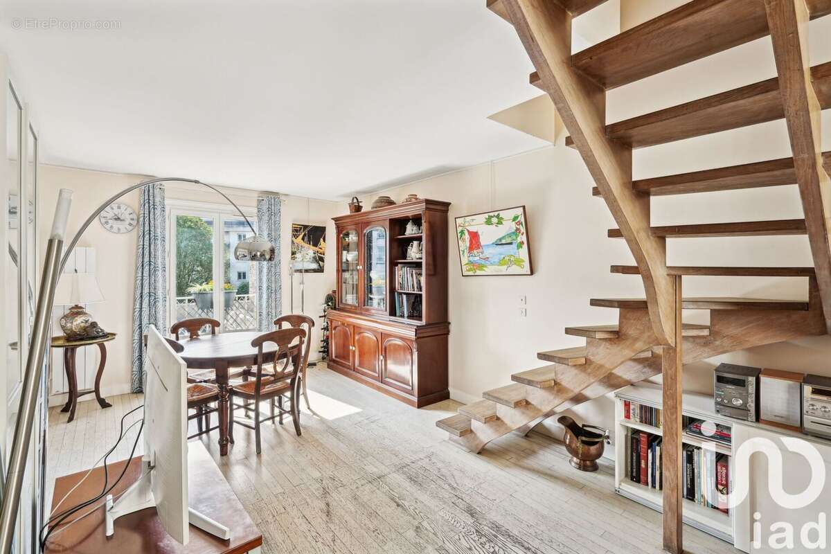 Photo 5 - Appartement à SURESNES