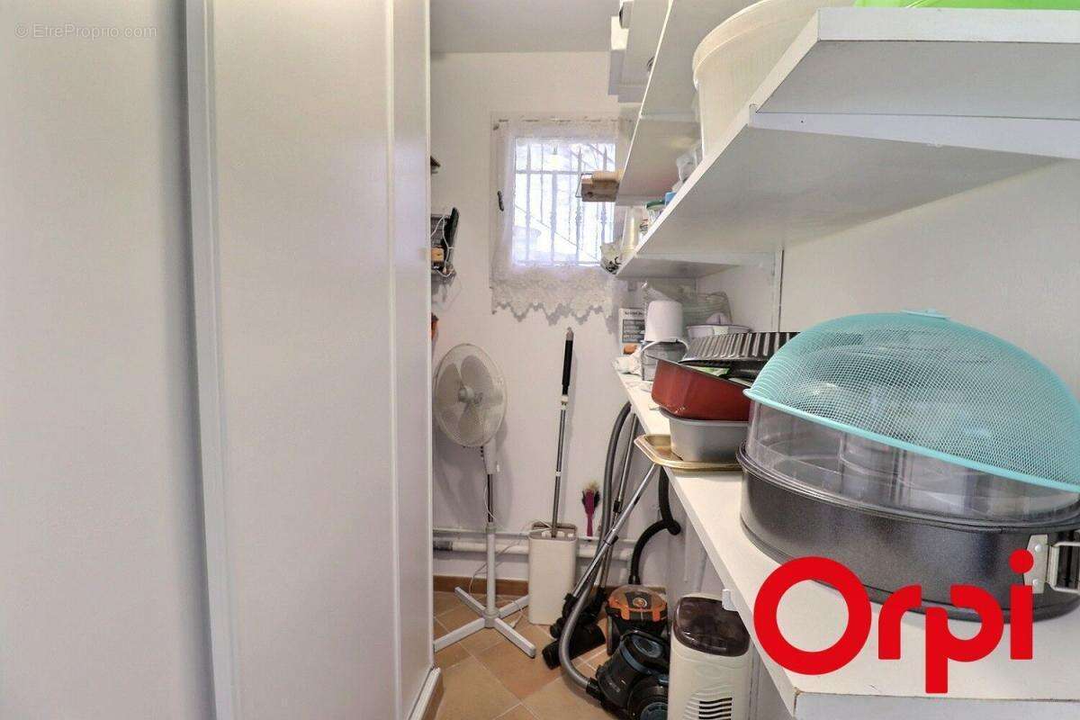 Appartement à MARSEILLE-11E
