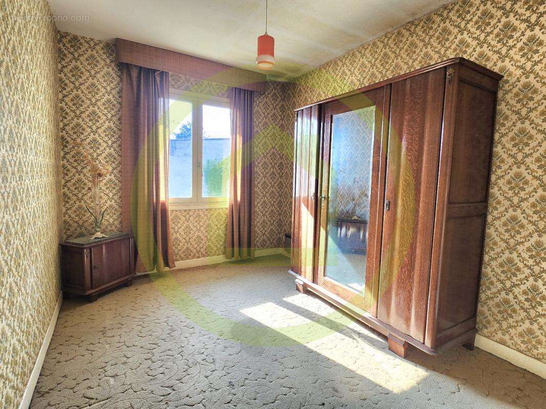 Maison à ELINCOURT-SAINTE-MARGUERITE