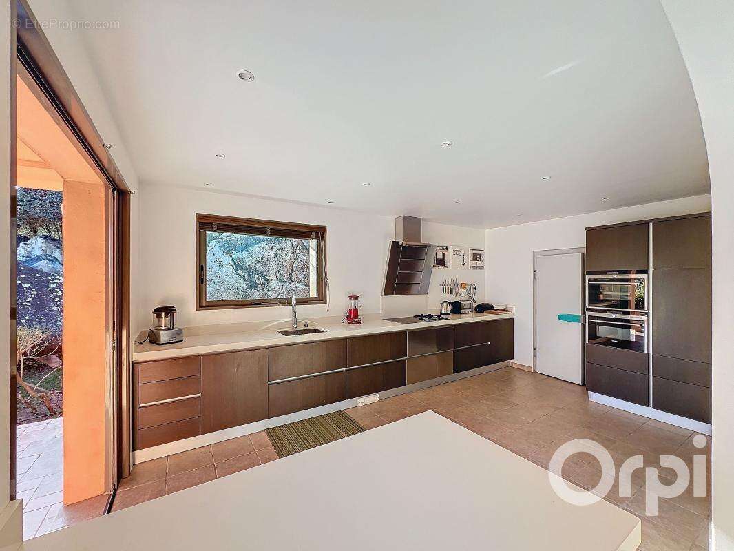 Maison à PORTO-VECCHIO