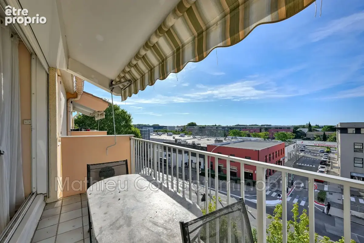 Appartement 114 m² à Nimes  - photo 2