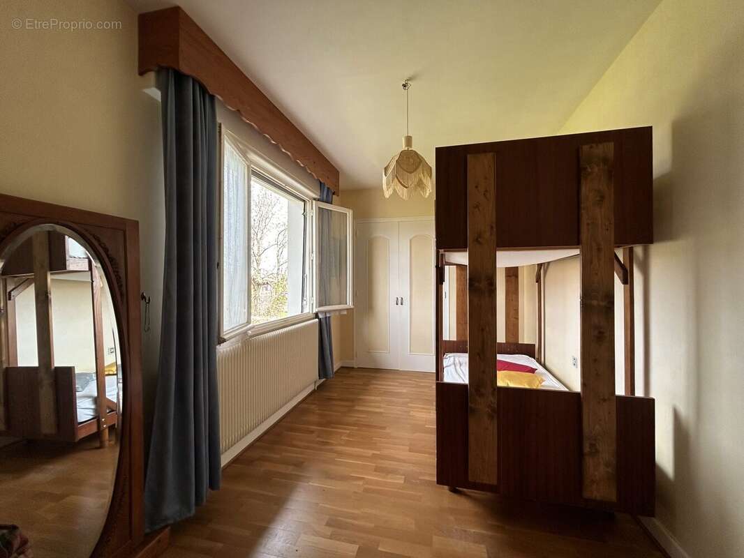 Maison 182 m² à Sombacour  - photo 8