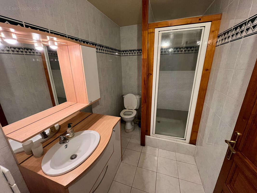 Maison à CHEVILLON-SUR-HUILLARD