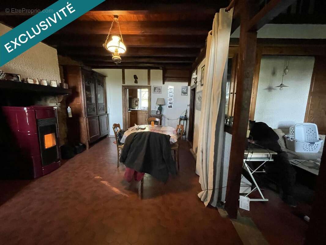 Maison 158 m² à La Chapelle  - photo 2