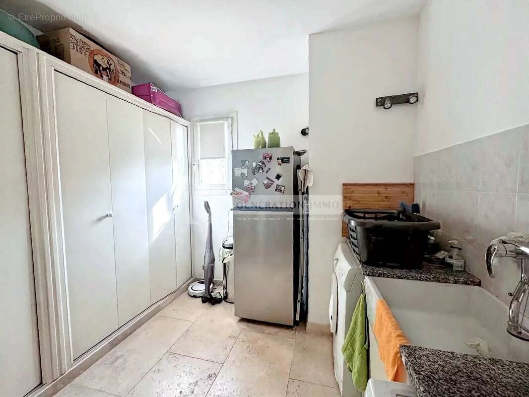 Belle Maison avec Piscine à vendre surles hauteurs de Beaucaire - photo 16
