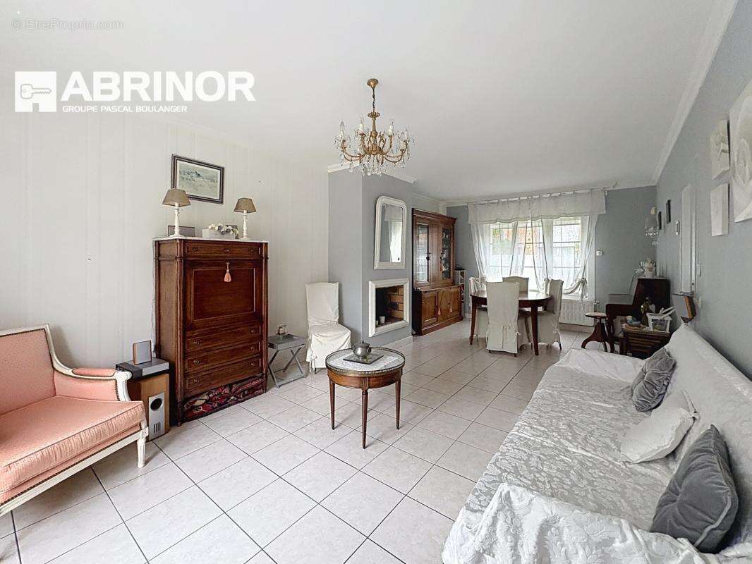 Maison à FACHES-THUMESNIL