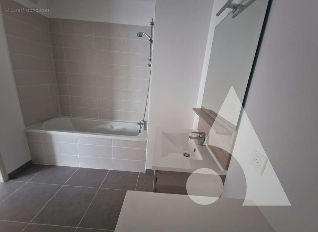Appartement Draguignan 2 pièces 40 m² résidence les allées de Jade - photo 10