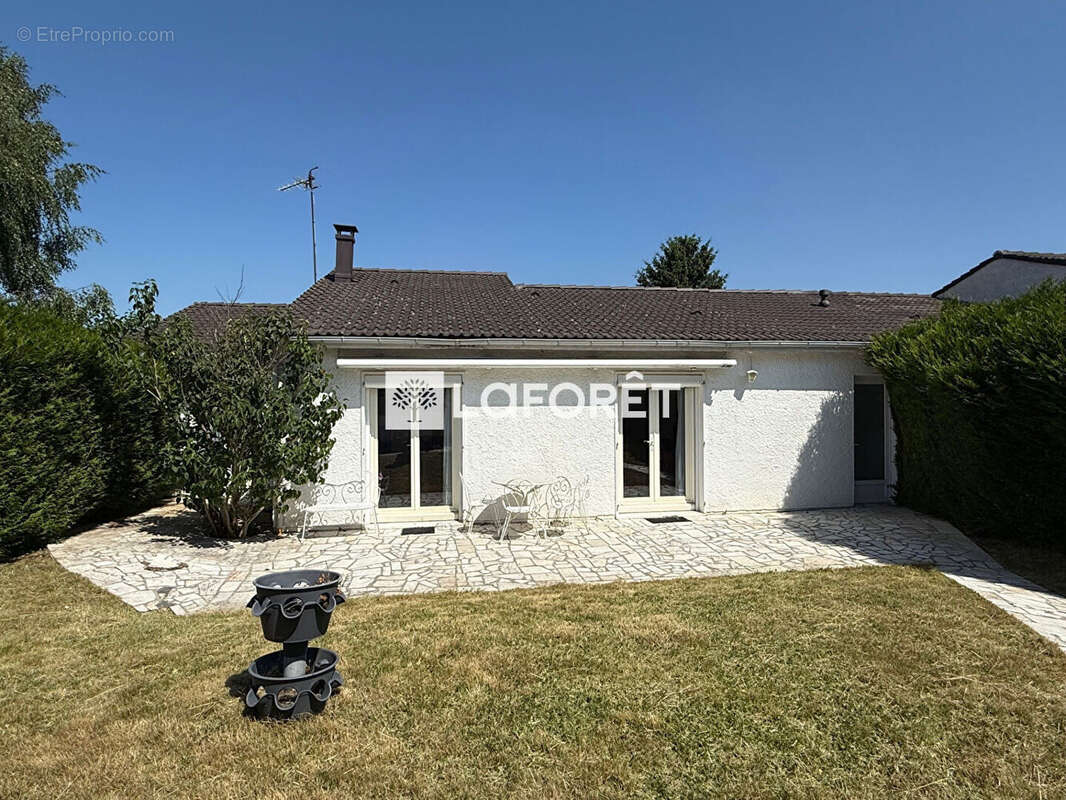 Maison à PONTAULT-COMBAULT