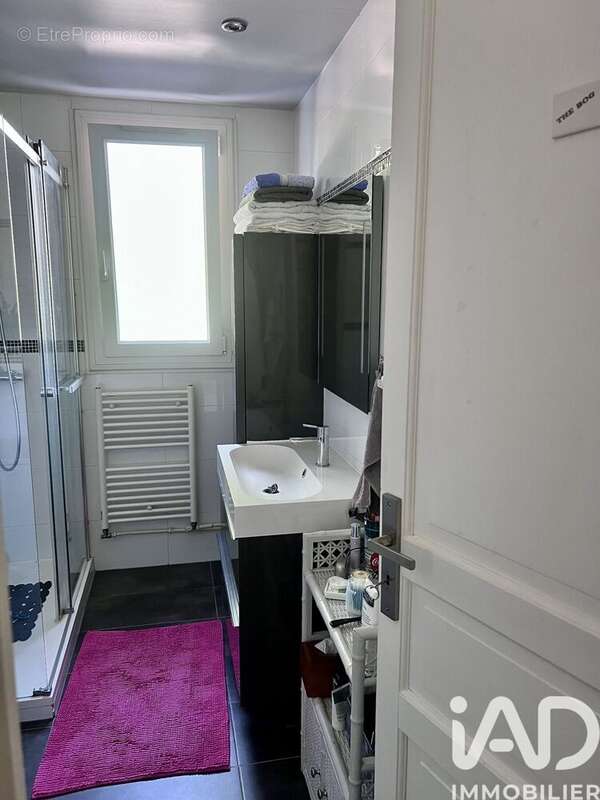Photo 3 - Appartement à COMBS-LA-VILLE