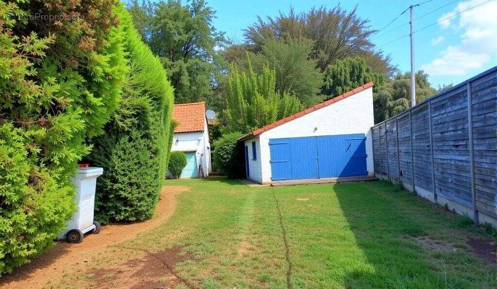 p8 - Maison à PENDE