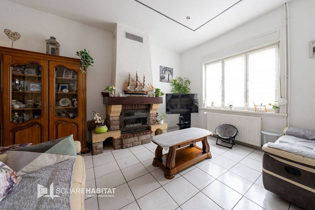 Maison à SIN-LE-NOBLE