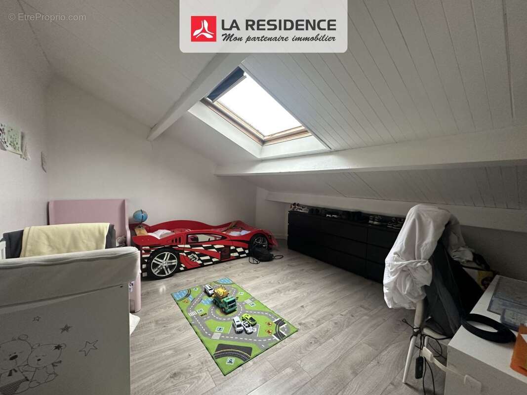 Appartement à NANTERRE