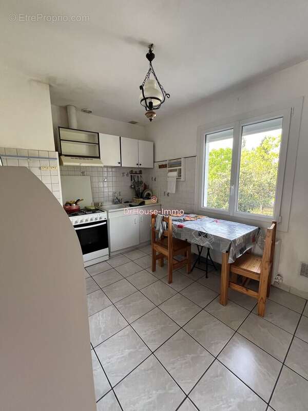 Maison 92 m² à Bourges  - photo 6