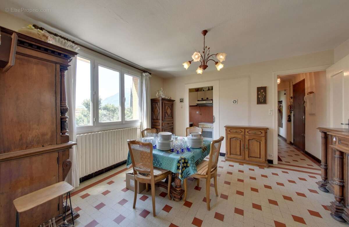Appartement 59 m² à Saint-Martin-Le-Vinoux  - photo 2