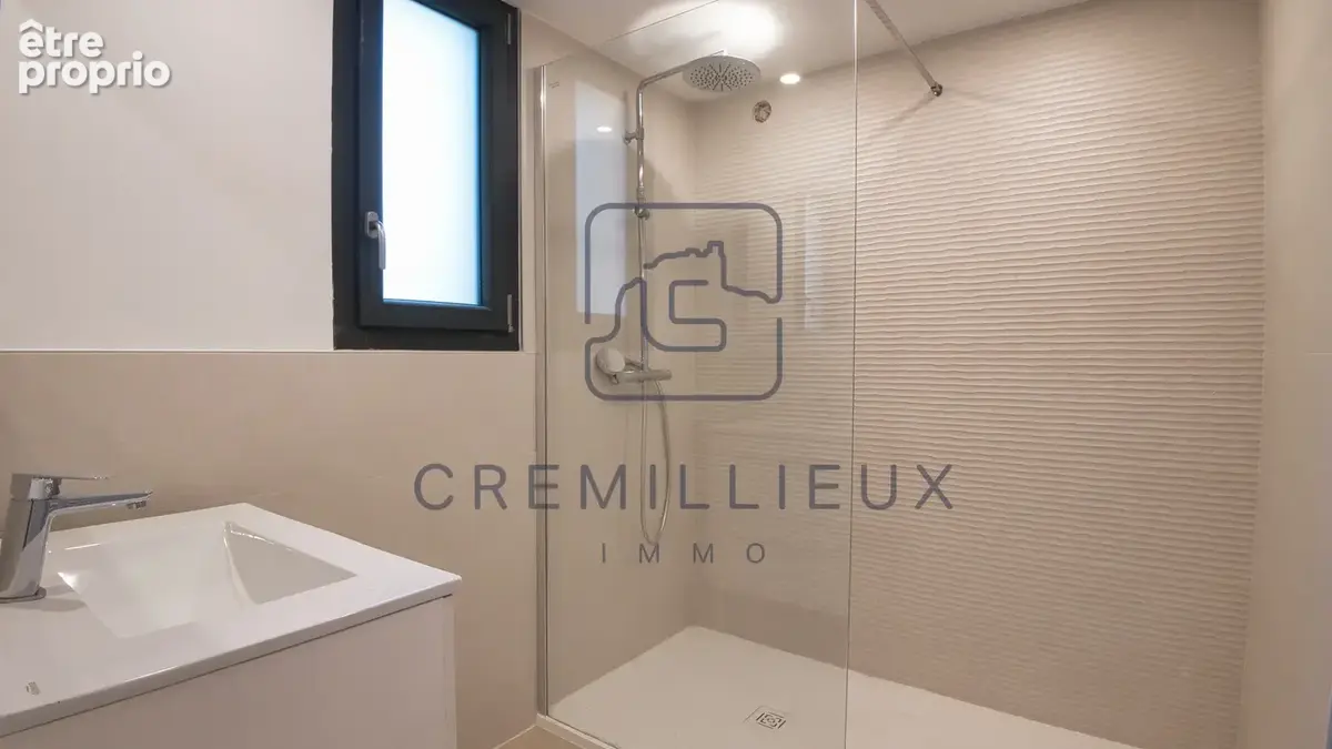 Guilherand-Granges   Villa d’exception de 240 m2 avec piscine - photo 10