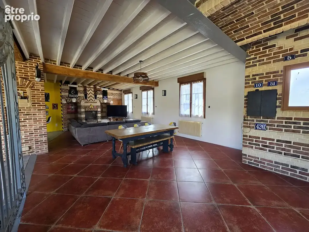 Familiale 178,50 m² - 4 chambres - terrain 626m² - photo 3