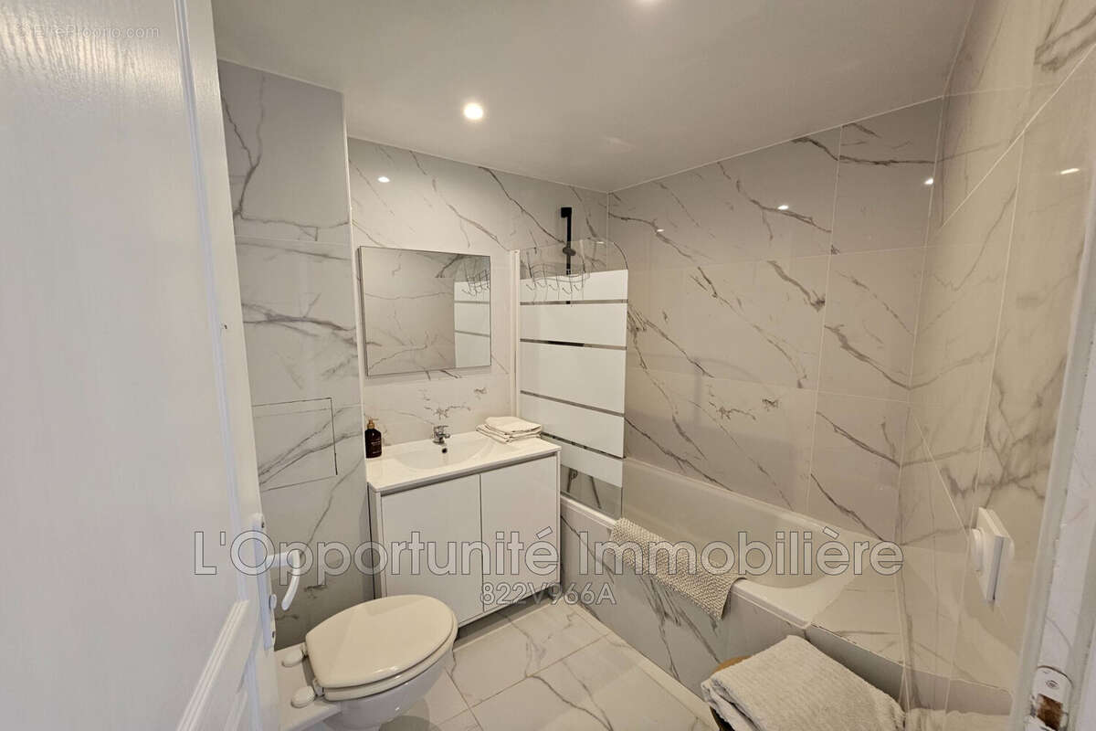 Appartement à SAINT-RAPHAEL