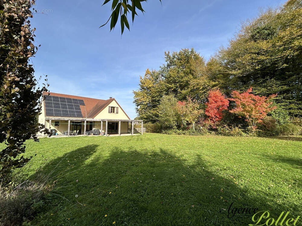 Maison à AUBIGNY-SUR-NERE