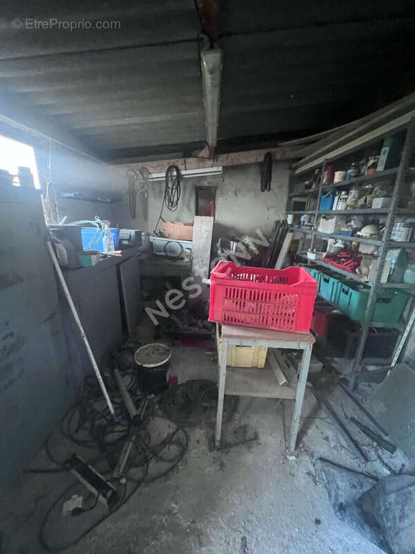 Maison à GUIGNICOURT