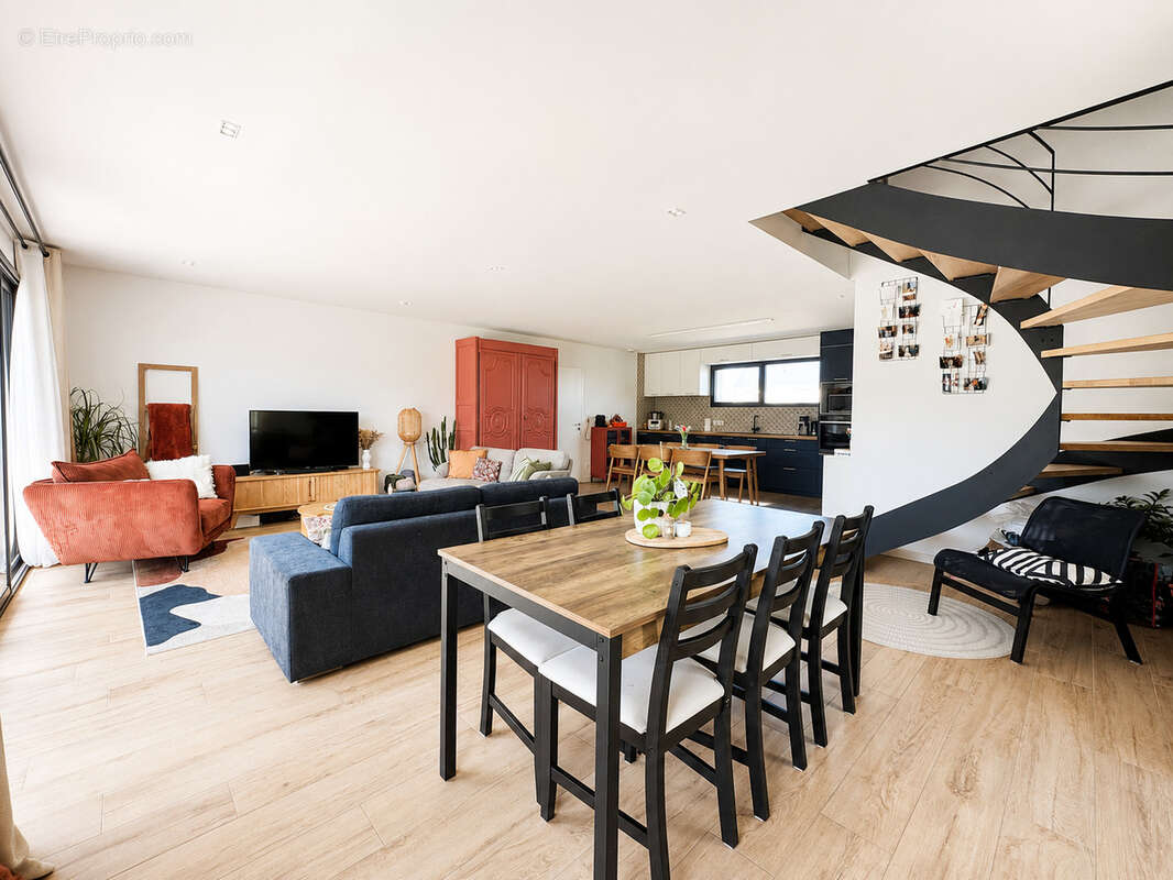 Maison d'architecte à COURSEULLES-SUR-MER - photo 7