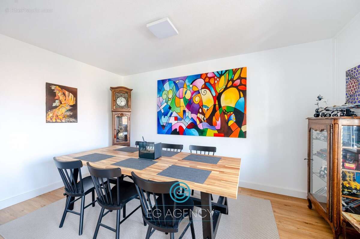 Appartement à MARSEILLE-16E