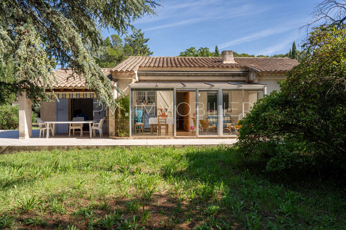 Maison à CADENET