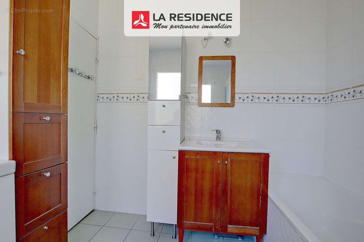 Maison 148 m² à Coignieres  - photo 7