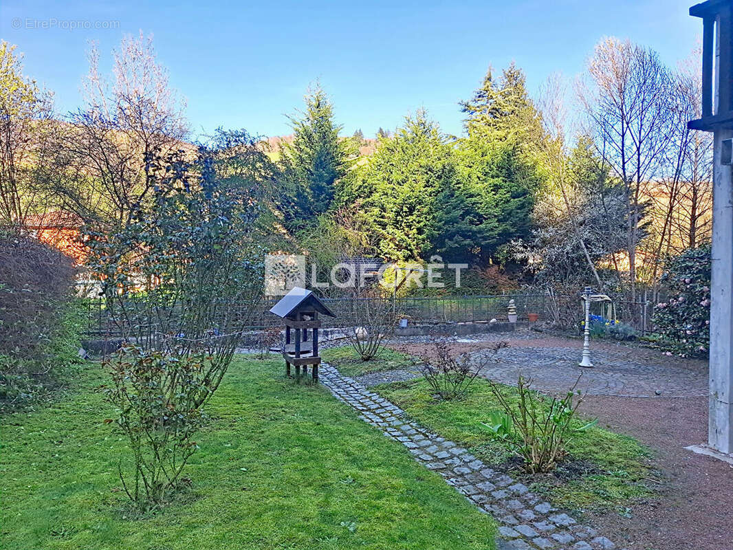 Maison à BELLEVILLE