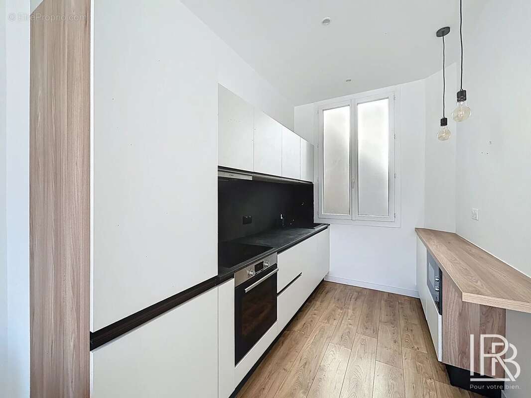 Appartement à MARSEILLE-6E