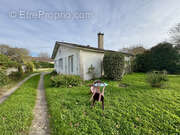 Maison à PAREMPUYRE