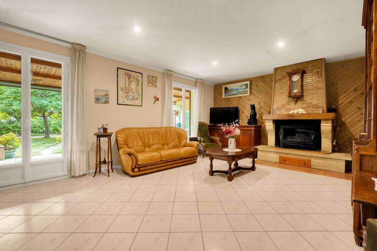 Maison plain-pied avec dépendances et parc arboré – Villemur/Villaudric - photo 7