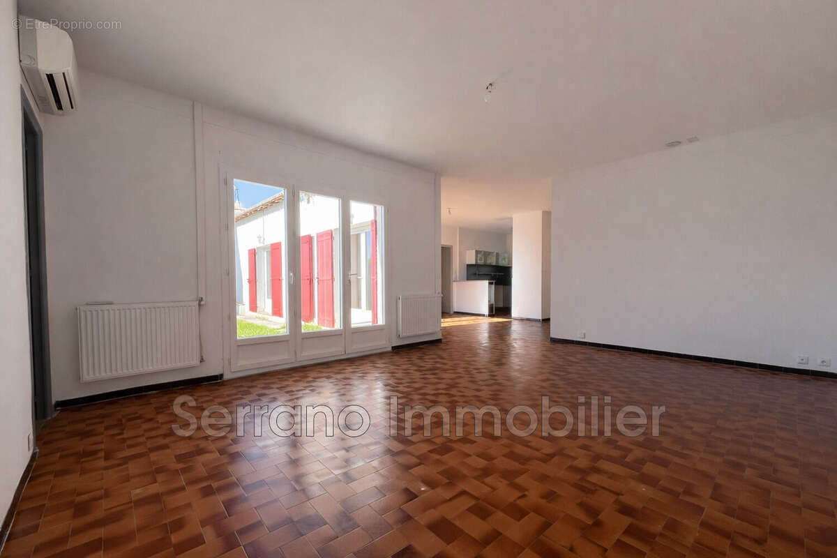 Maison 103 m² à Beaucaire  - photo 6