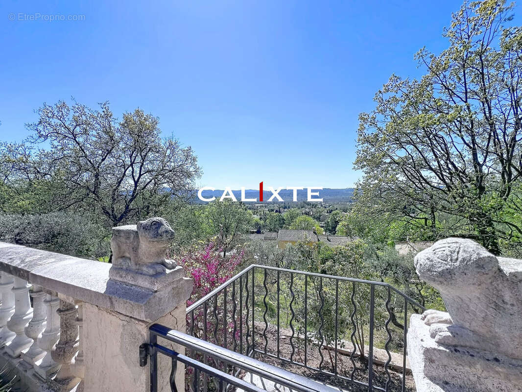 Maison à MONTAUROUX