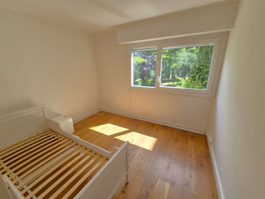 Appartement à VELIZY-VILLACOUBLAY