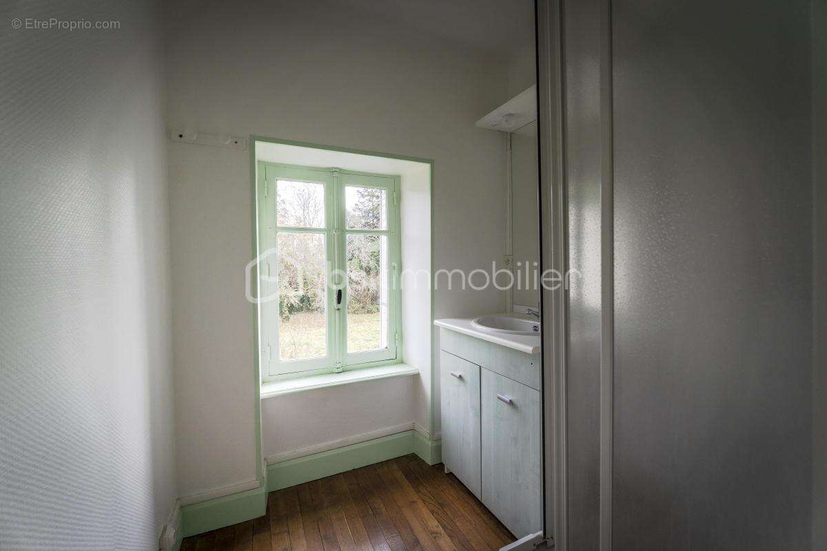 Maison à BLOT-L'EGLISE