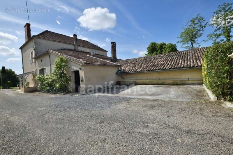 Maison à BEAUPUY