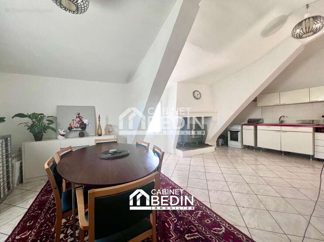 Appartement à AMBARES-ET-LAGRAVE