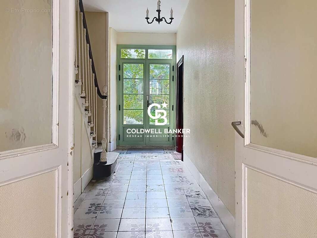 Appartement à SAINTES