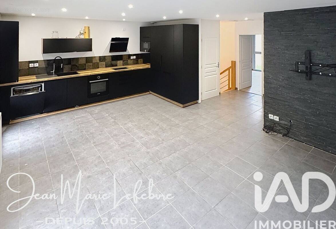 Photo 1 - Maison à AMPUIS