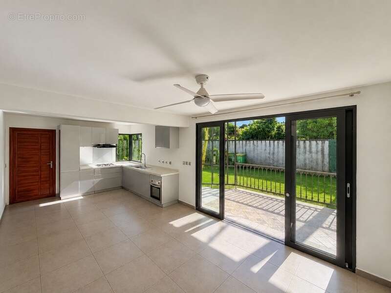 À VENDRE – Villa T4 à Ravine des Cabris – Saint-Pierre 97410 - photo 4