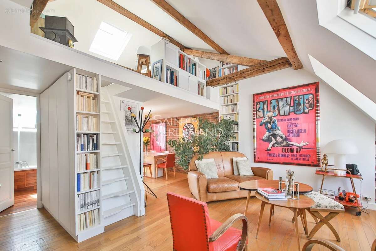 Appartement à PARIS-17E