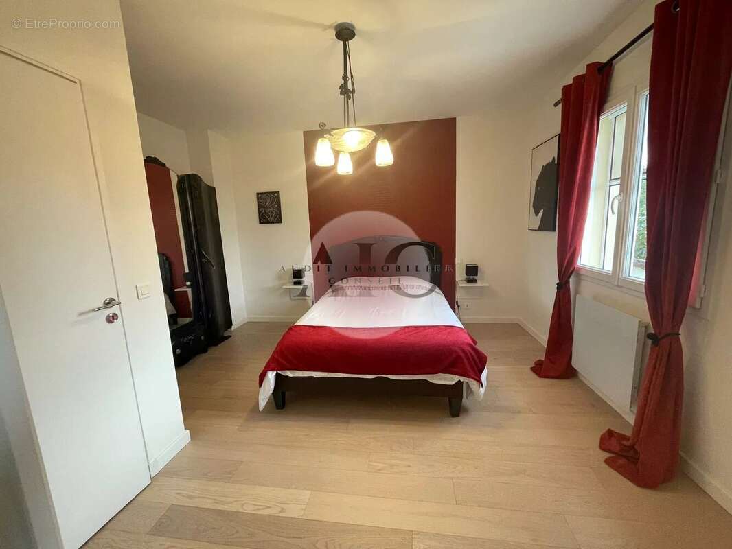 Maison à MONTAUROUX