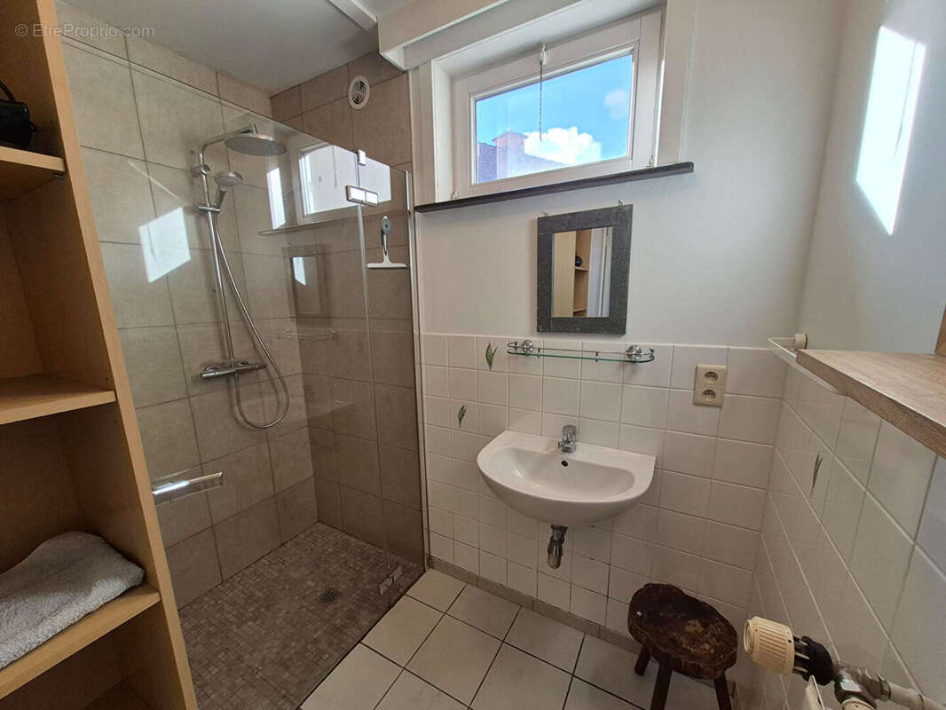 Maison à GROFFLIERS