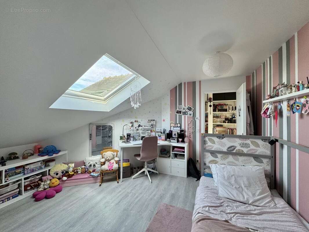 Appartement à VERRIERES-LE-BUISSON